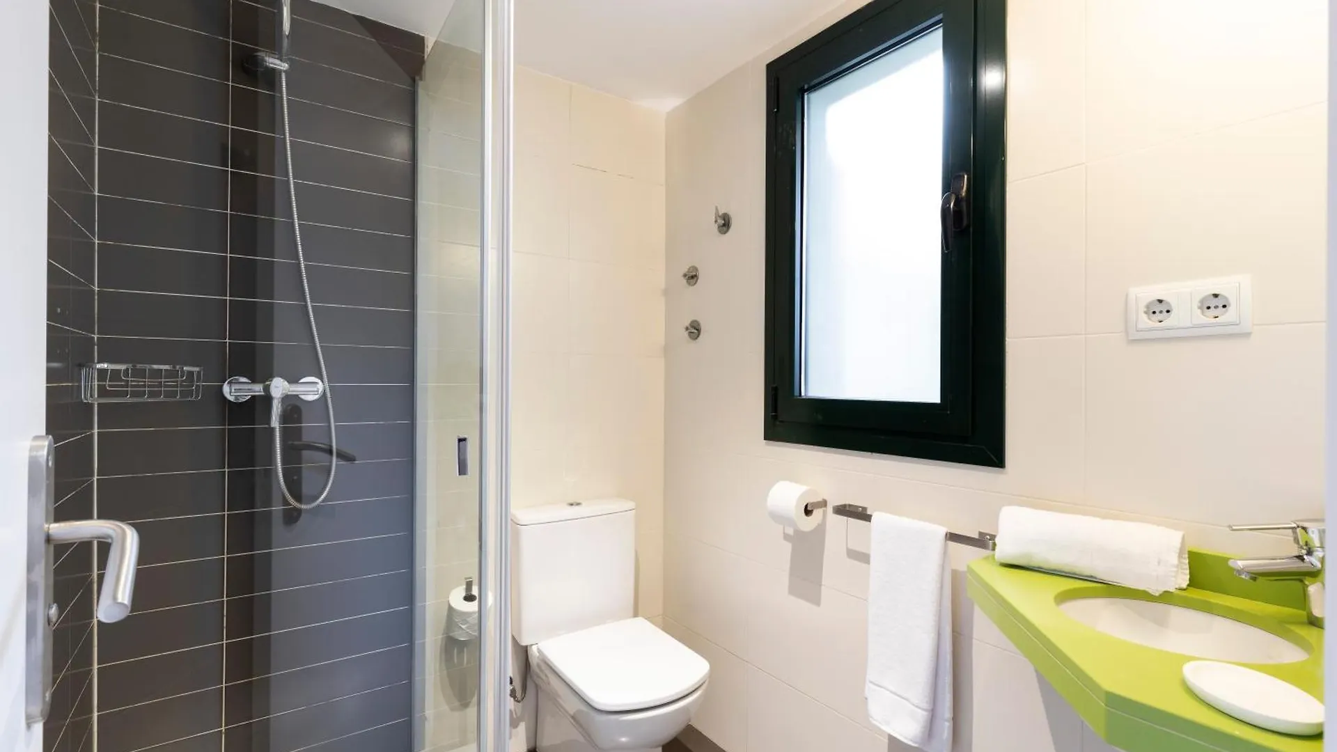 Aspasios Verdi Apartments Barcelona
