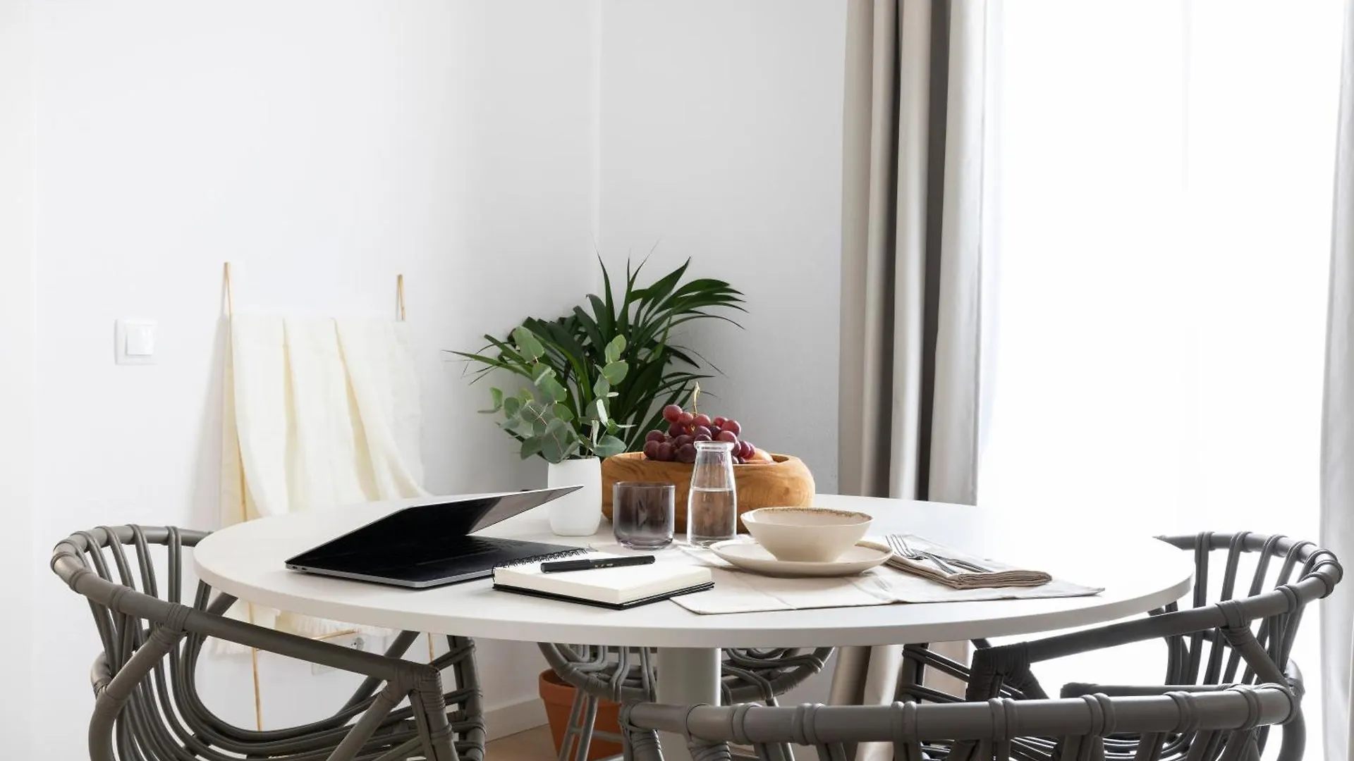 Aspasios Verdi Apartments Barcelona 0*,  Spanje